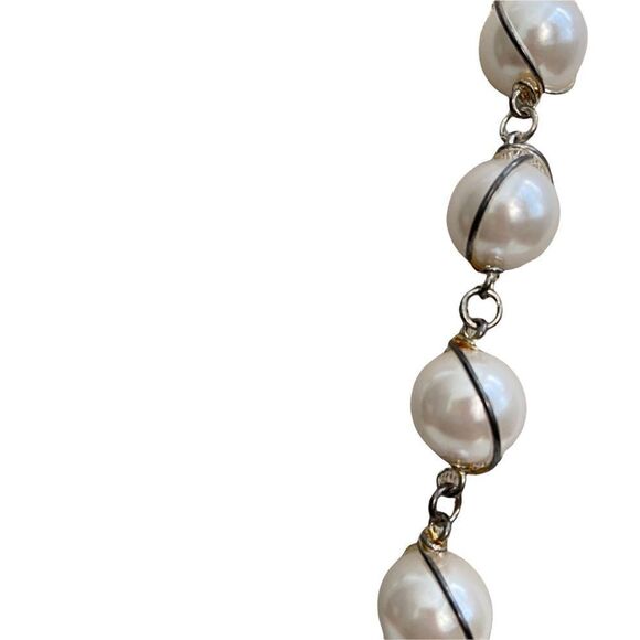 Long Necklace Faux White Pearl - Picture 5 of 5